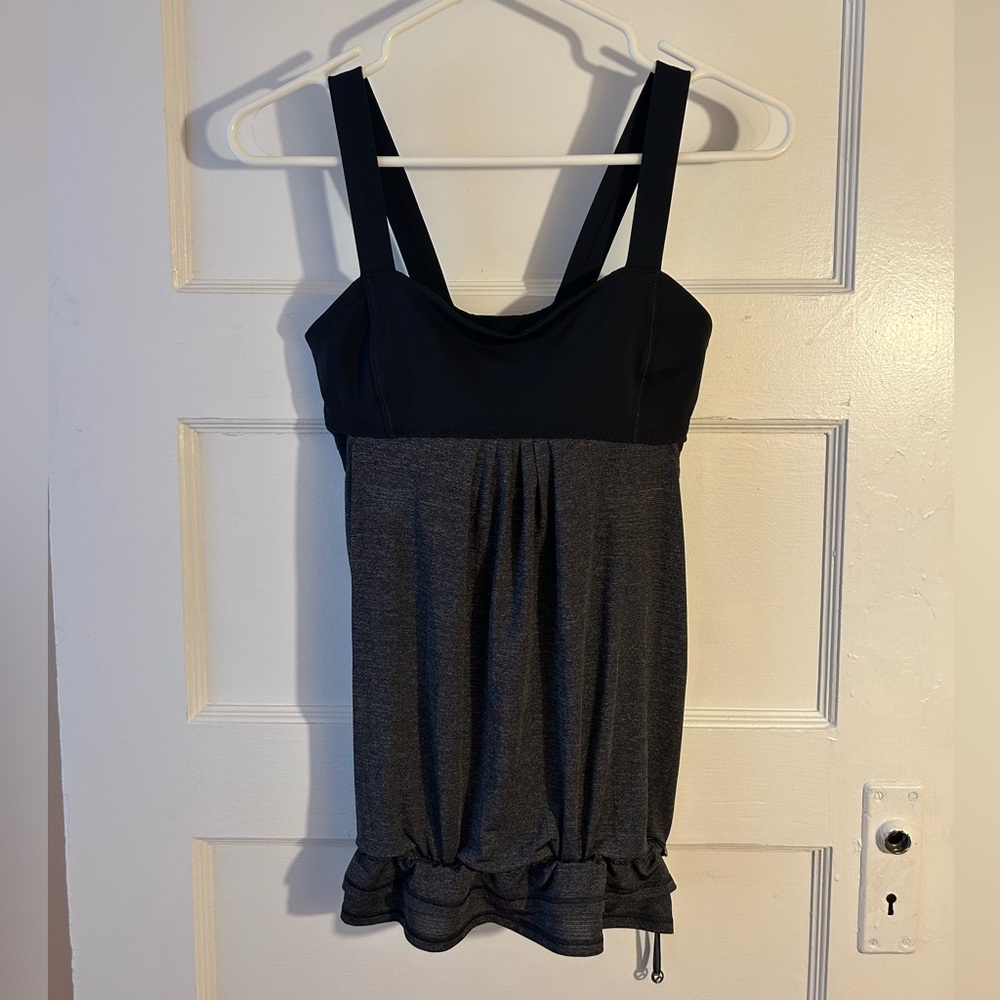 Lululemon tank top